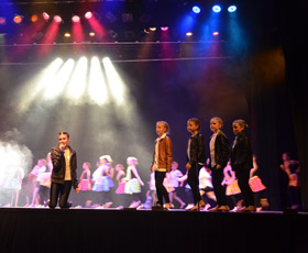 Superstarsports Stage School Singing Performance